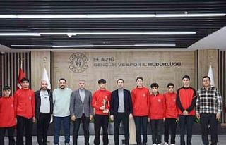 Türkiye’nin en genç hokey takımından büyük...