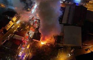 Ümraniye’de kereste deposunda yangın