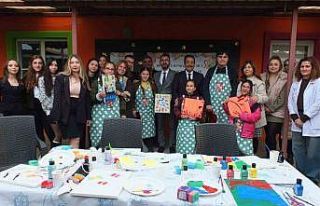 Üniversiteliler, engelli gençleri sevindirdi