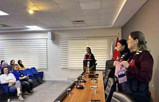 Üniversitelilere jandarmadan "KADES" ve...