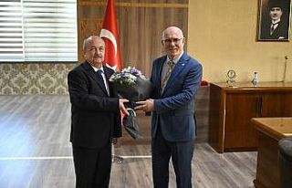 Uşak Üniversitesinde rektörlük devir teslim töreni...