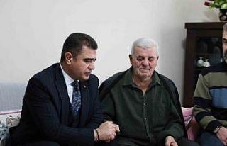 Vali Aslan şehit polis Turgut Külünk’ün ailesini...