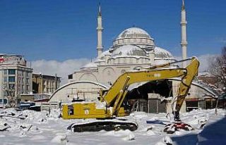 Van’ın 27 yıllık Mısır Çarşısı iki katlı...