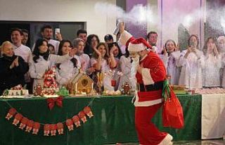 Yeni yıla horon ve kolbastı oynayarak girdiler