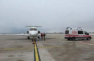 Yenidoğan bebek uçak ambulansla Konya’ya sevk...