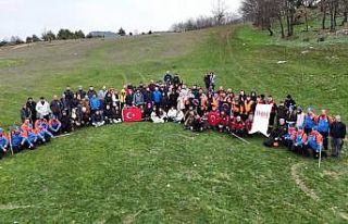 Yenişehir’de doğa yürüyüşü büyük ilgi gördü