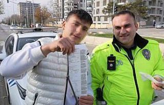 Yolcu kapısından inen ehliyetsiz sürücü drondan...