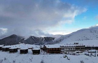 Zigana’nın zirvesinde "kar" yoğunluğu