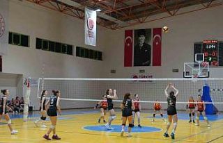 4. Geleneksel Yıldız Kızlar Voleybol Turnuvası...