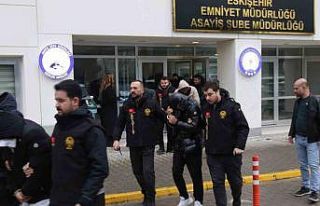 6 ilde fuhuş operasyonu: 6’sı yabancı 15 kadın...