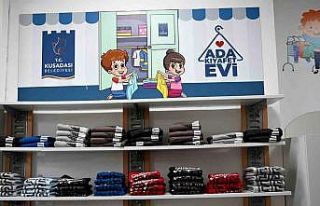 Ada Kıyafet Evi 272 çocuğun yüzünü güldürdü