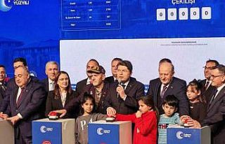 Adalet Bakanı Yılmaz Tunç, memleketinde TOKİ kurasına...