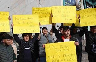 Adana’da gençlerden başlık parası eylemi