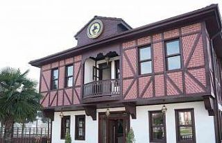 Adını şairden aldı, gençler için hazırlandı