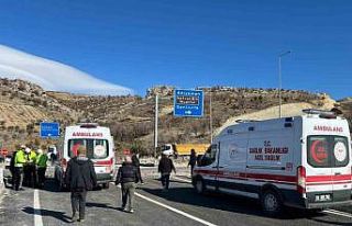 Adıyaman’da iki otomobil çarpıştı: 4 yaralı
