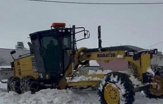 Adıyaman’da karla mücadele aralıksız sürüyor