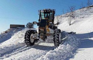 Adıyaman’da karla mücadele çalışmaları devam...