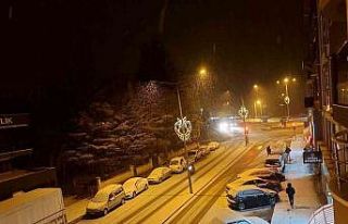 Afyonkarahisar’ın yüksek kesimlerinde kar etkisini...