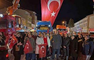AK Parti ve MHP’den Türk bayrağına destek etkinliği