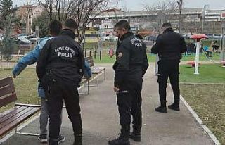 Aksaray’da 164 polisle "Huzurlu sokaklar"...