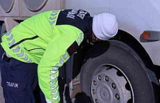 Aksaray’da kış lastiği denetimi