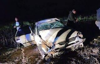 Aksaray’da kontrolden çıkan otomobil takla attı:...