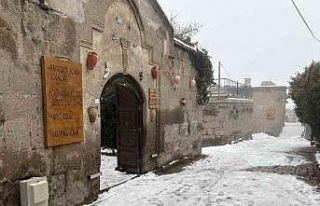 Aksaray’ın Güzelyurt ilçesinde kar yağışı...