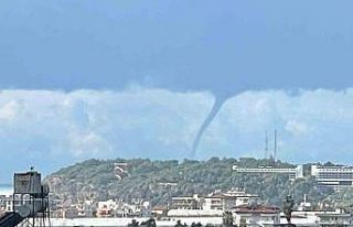 Alanya’da denizde oluşan hortum kamerada