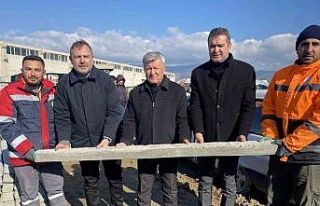 Alaşehir’de 350 üreticiye 3 bin 500 bağ direği...