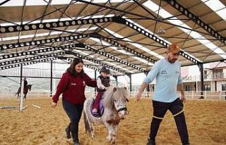 Aliapark Atla Terapi ve Hipoterapi Merkezi yeni yüzüyle...