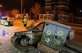 Alkollü şekilde direksiyon başına geçen genç...