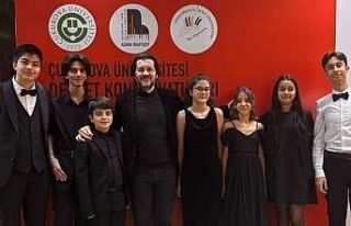 Anadolu Üniversitesi piyano öğrencilerinden uluslararası...