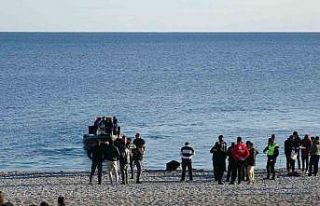 Antalya’da balık tutan vatandaşların oltasına...