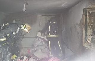 Antalya’da binanın bodrum katı çıkan yangında...