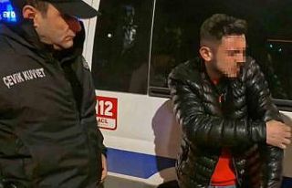 Arabanın içinde bıçaklandı, "Kaçmasaydım...