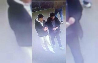 Arnavutköy’de AVM’de parfüm hırsızlığı...