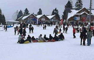 Artvin’de kar şenliği renkli görüntülere sahne...