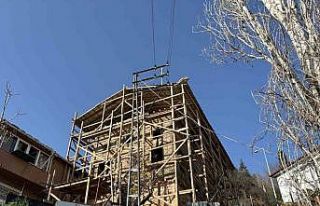 Asırlık miras korunuyor: 169 yıllık tarihi cami...