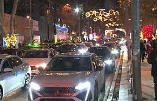 Bağdat Caddesi’ndeki yeni yıl kutlamaları önceki...