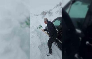 Bahçesaray’da çığ faciası son anda atlatıldı:...