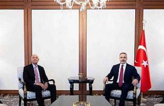 Bakan Fidan, ABD’nin Suriye Temsilcisi Barrack’ı...