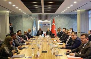 Bakan Işıkhan, Somalili mevkidaşı Salim Alio Ibro...