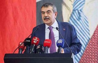 Bakan Tekin: "İstanbul’da asrın hırsızlığı...