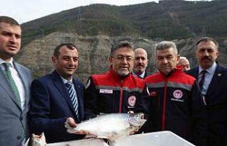 Bakan Yumaklı: "Türk somonu ihracatı 500 milyon...