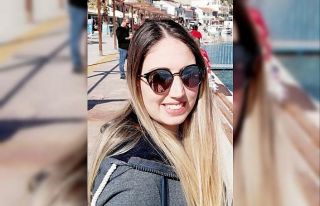 Balkonda kalp krizi geçiren genç kadın kurtarılamadı