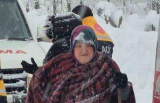 Bartın’da kar kalınlığı 120 santimetreyi aştı