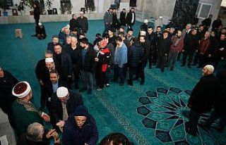 Başkan Büyükkılıç, sabah namazında vatandaşlarla...