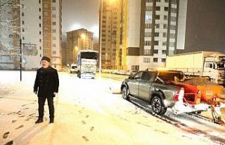 Başkan Palancıoğlu, karla mücadele için sahaya...