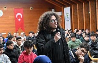 Başkan Vekili Karadeniz, "Gençlik Kampları"...