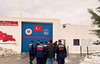 Batman’da aranan şahıslara yönelik operasyon:...